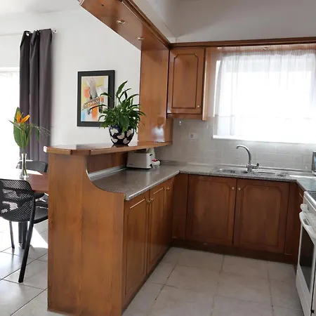 Chania Locals Flat Daire