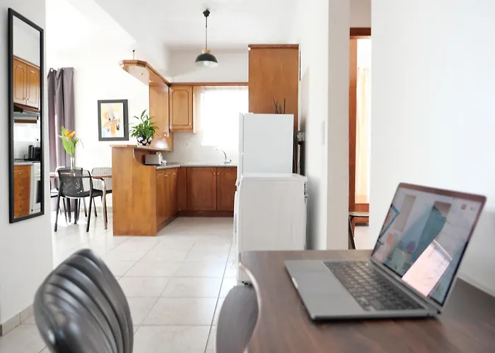 Chania Locals Flat 하니아